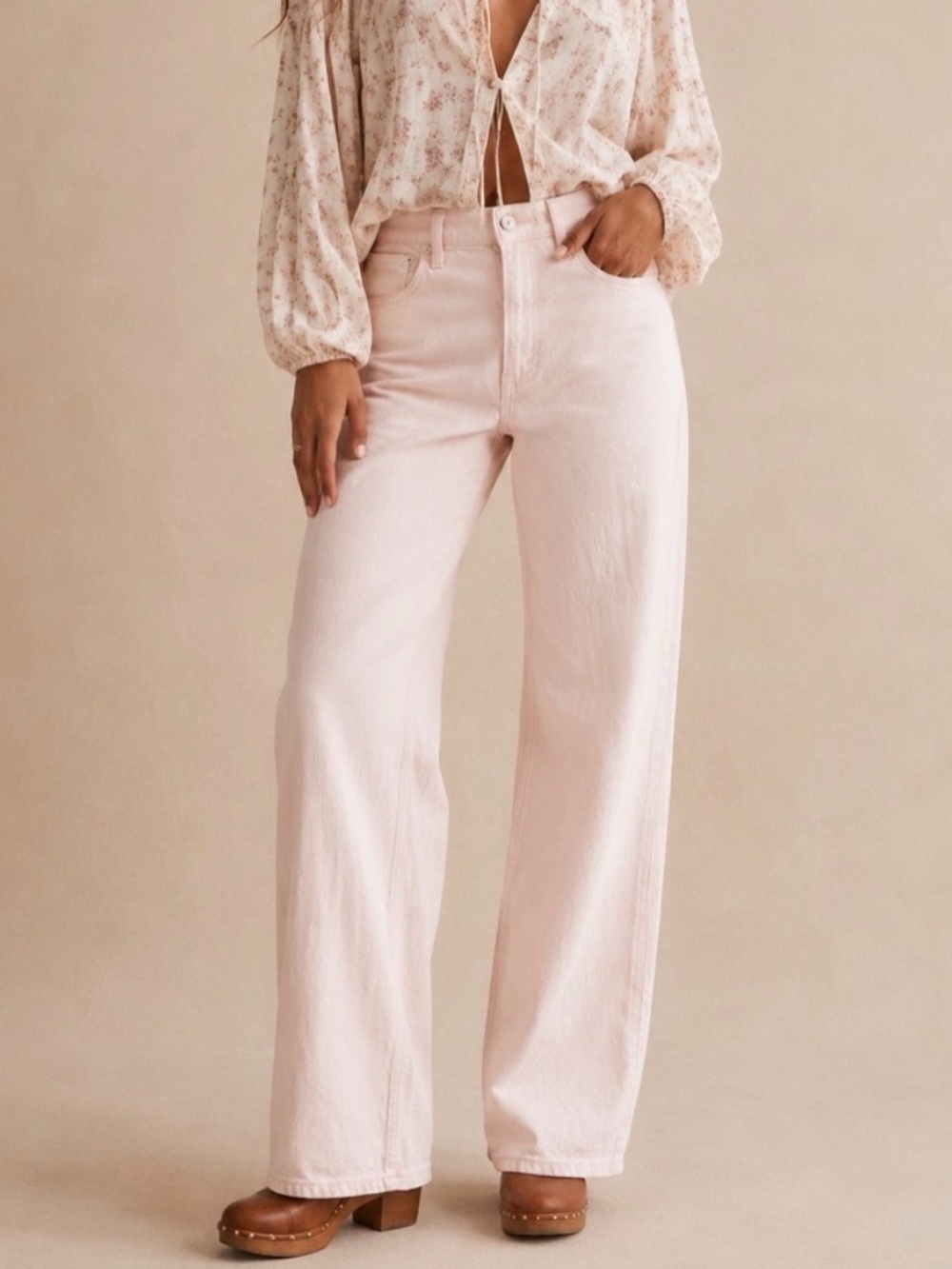 Abercrombie & Fitch 90s Relaxed High Waisted Light Pink Denim Jeans Size 31 / 12